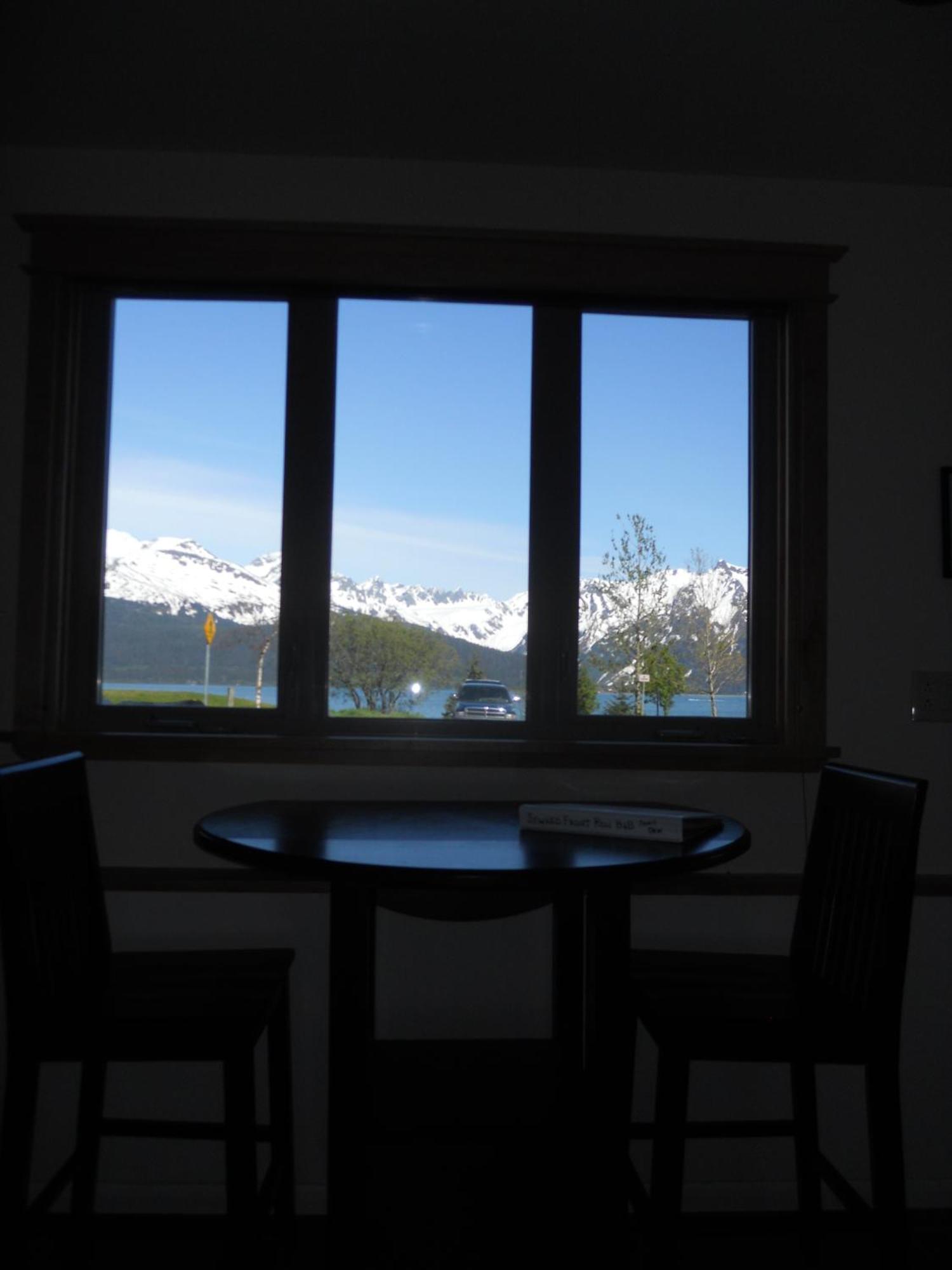 Seward Front Row Bed And Breakfast Exterior photo